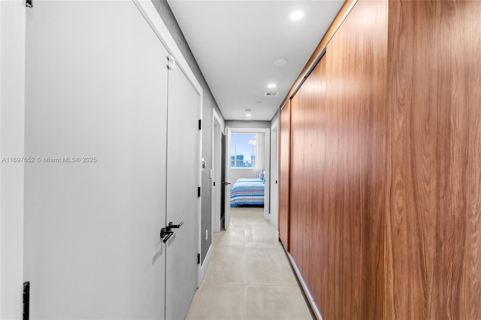 ACQUALINA OCEAN RESIDENCE - Residential