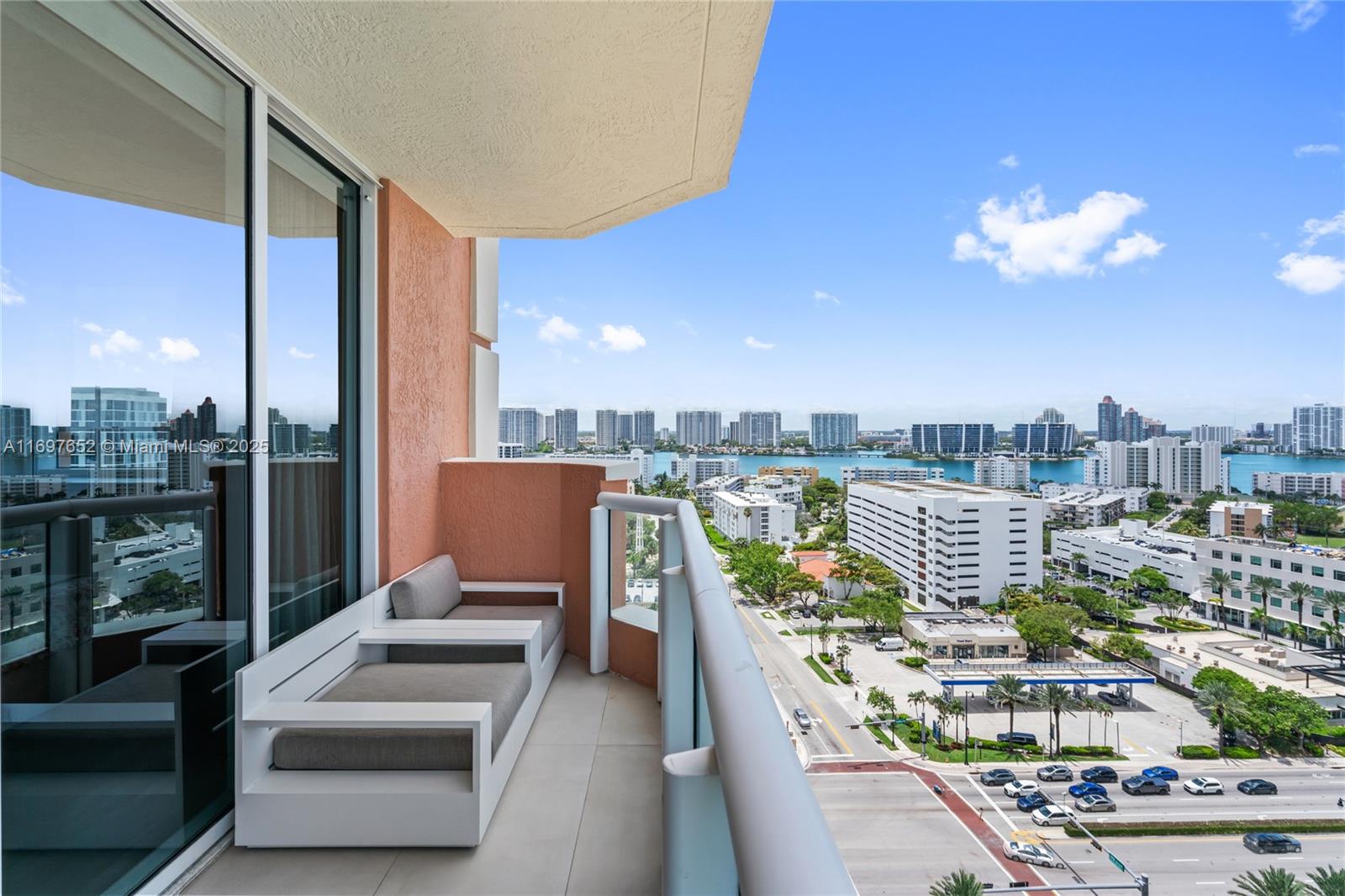 ACQUALINA OCEAN RESIDENCE - Residential