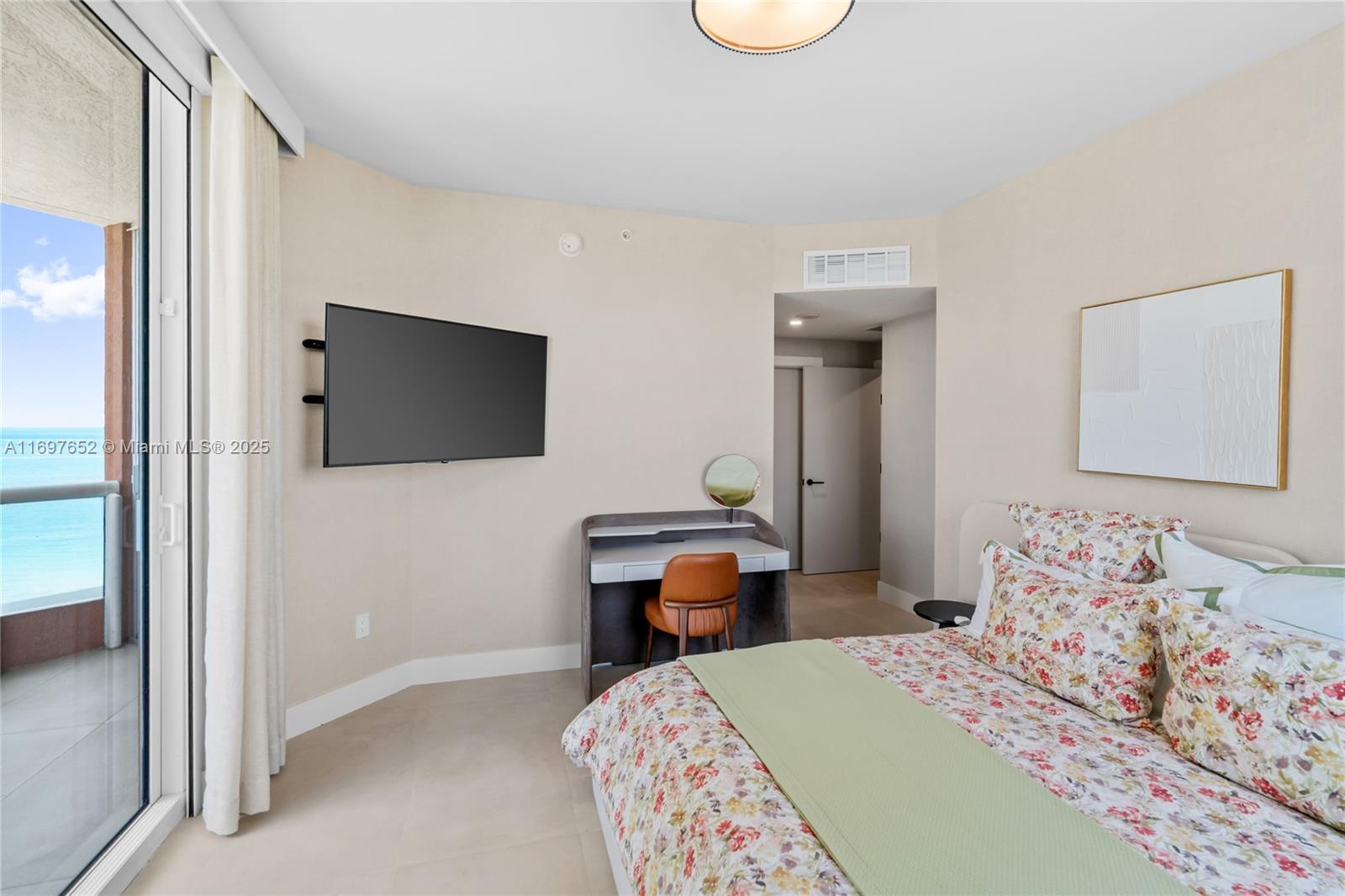 ACQUALINA OCEAN RESIDENCE - Residential