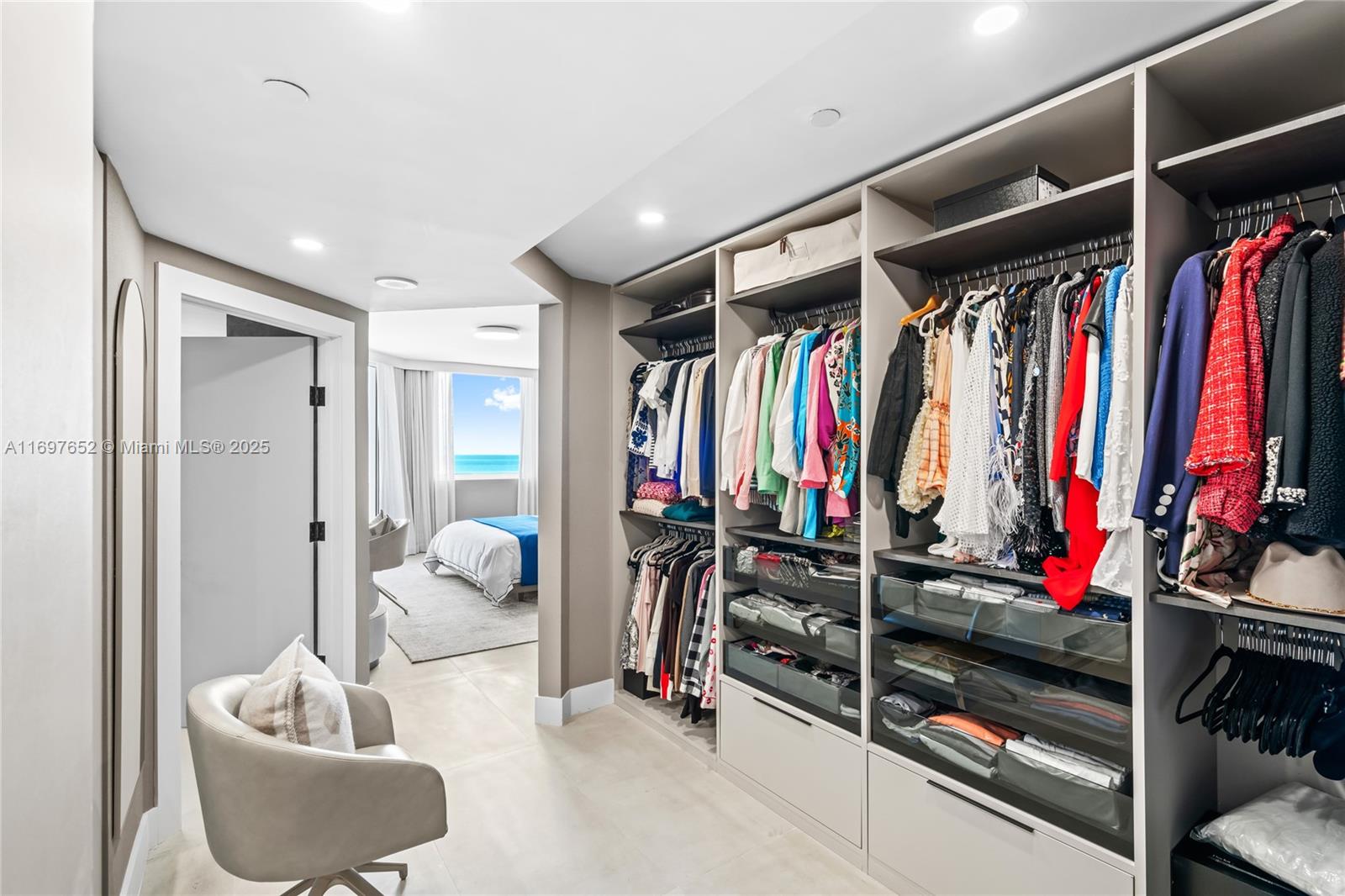 ACQUALINA OCEAN RESIDENCE - Residential