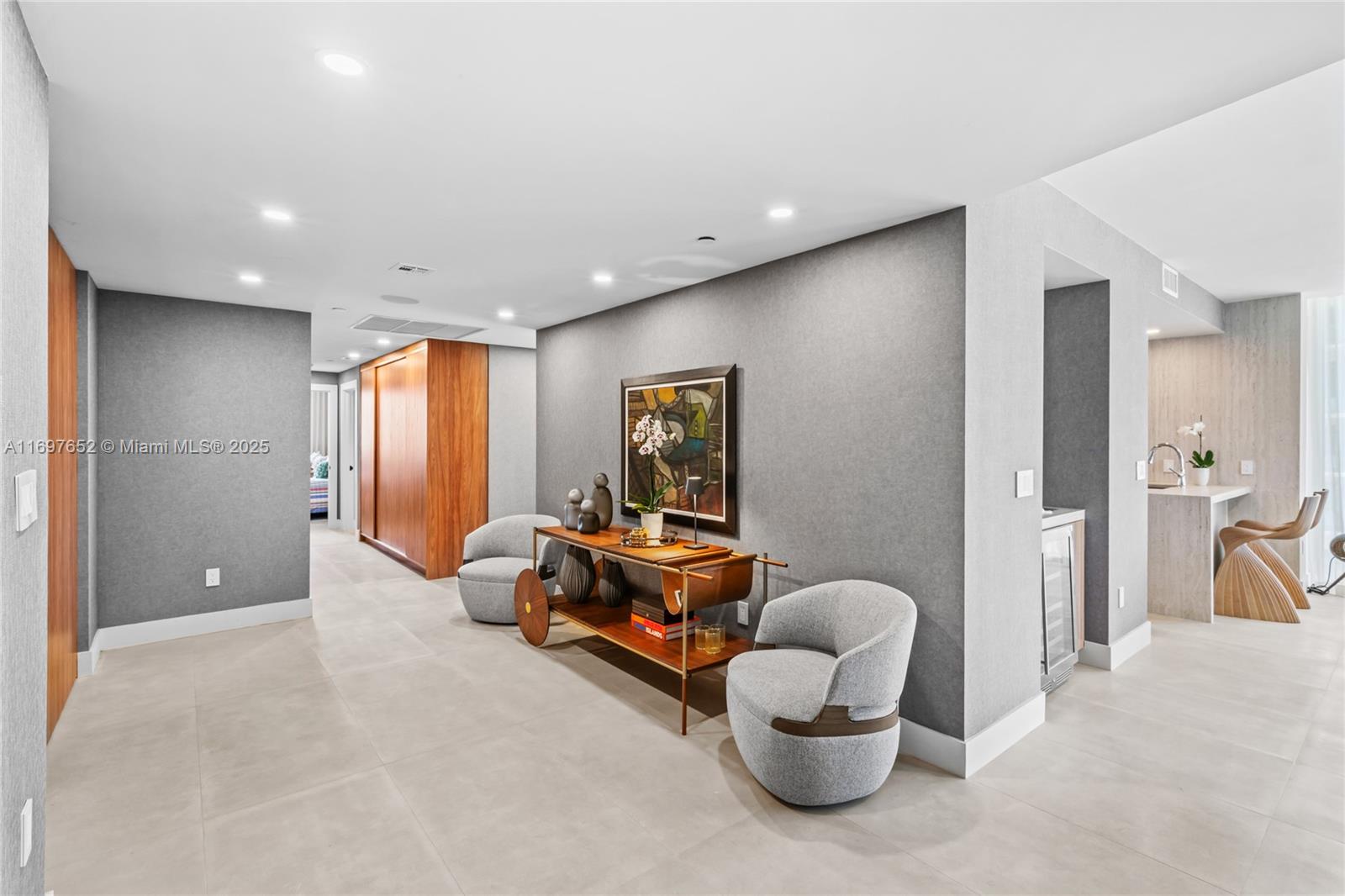 17875 Collins Ave 1801