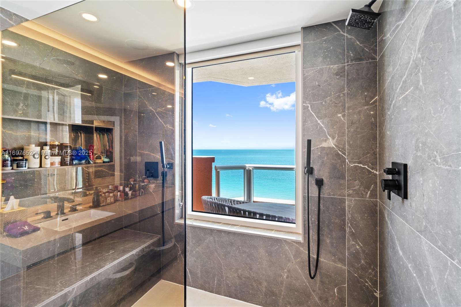 ACQUALINA OCEAN RESIDENCE - Residential