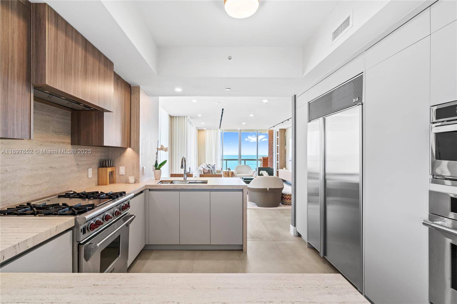 ACQUALINA OCEAN RESIDENCE - Residential