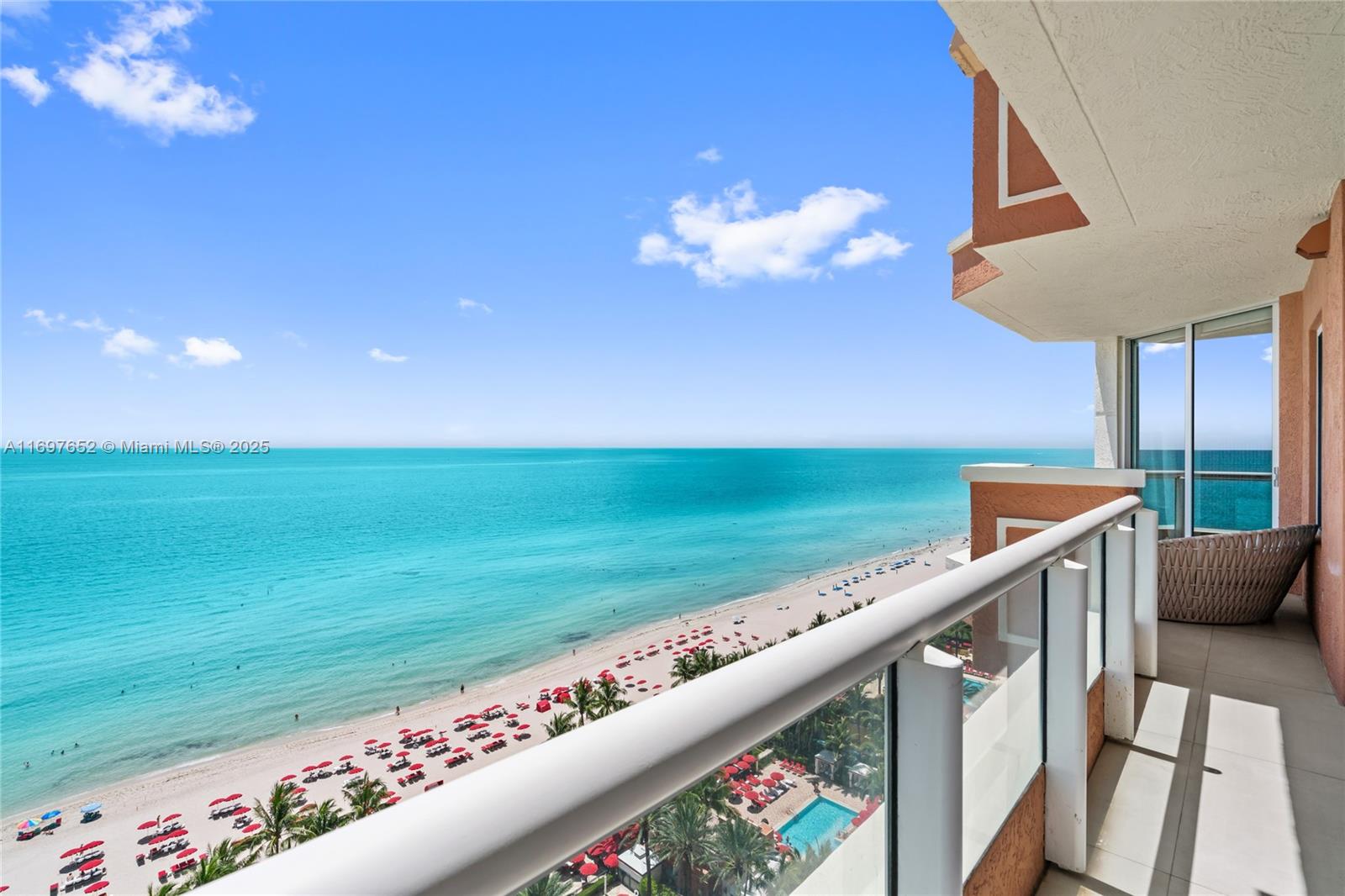 ACQUALINA OCEAN RESIDENCE - Residential