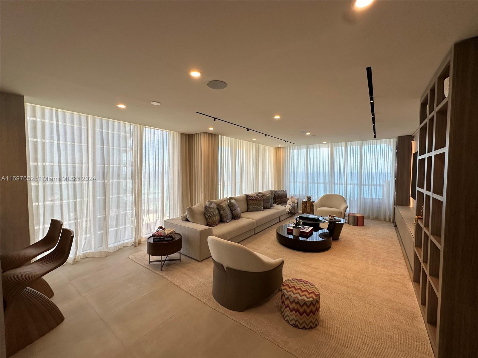 ACQUALINA OCEAN RESIDENCE - Residential