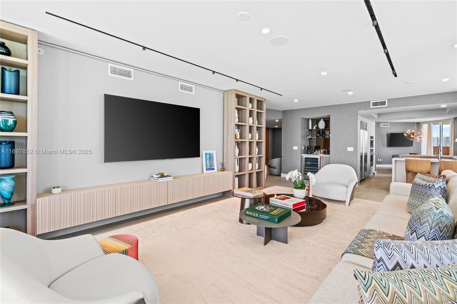 ACQUALINA OCEAN RESIDENCE - Residential