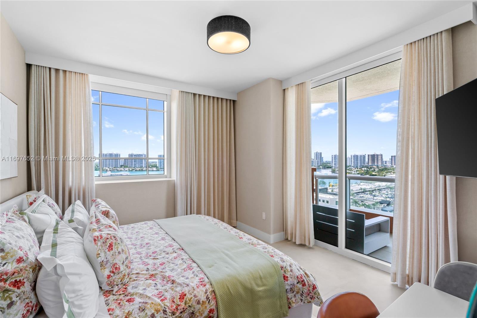 ACQUALINA OCEAN RESIDENCE - Residential