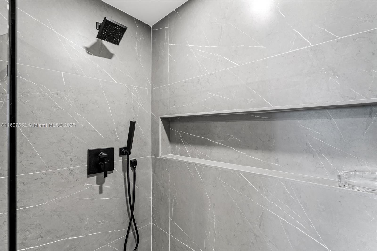 ACQUALINA OCEAN RESIDENCE - Residential