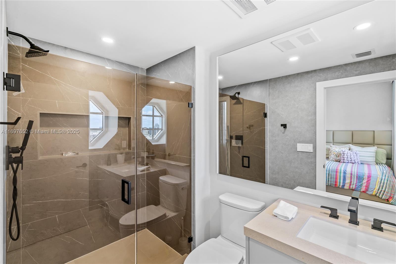 ACQUALINA OCEAN RESIDENCE - Residential