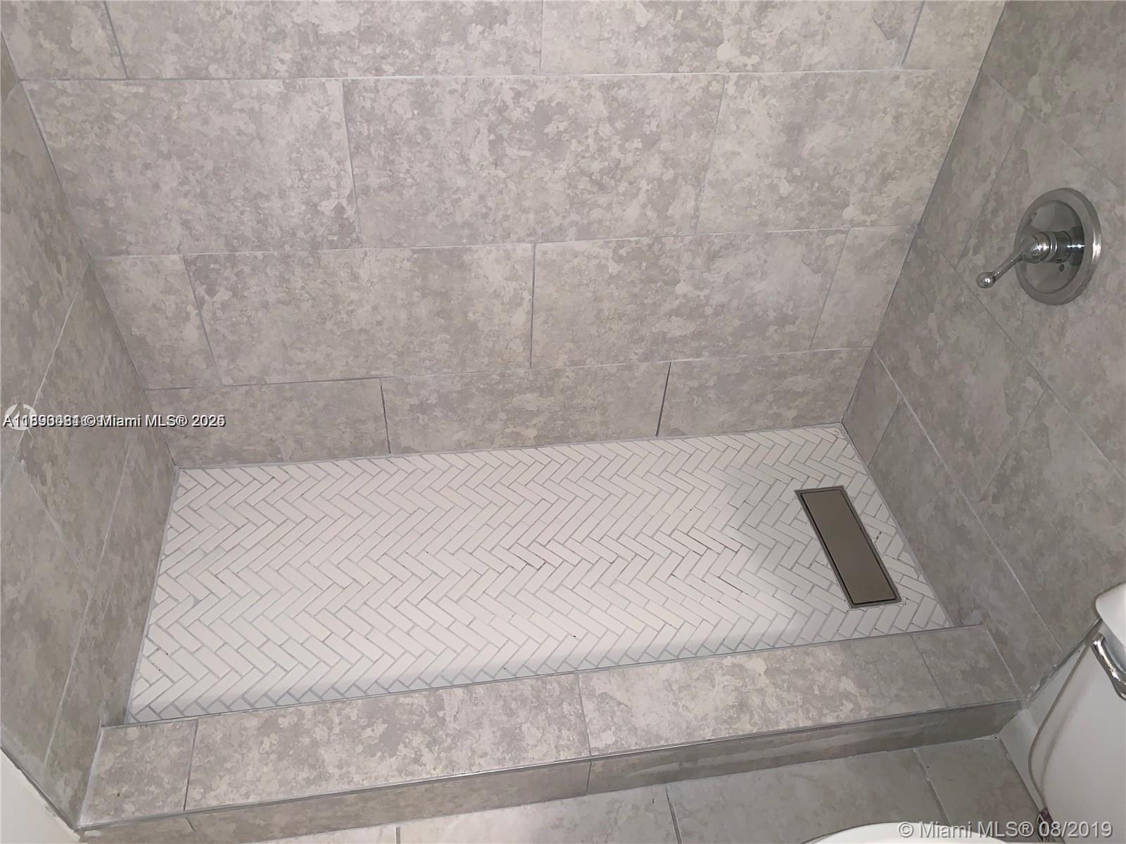 MAGNOLIA LANE CONDO - Residential Lease