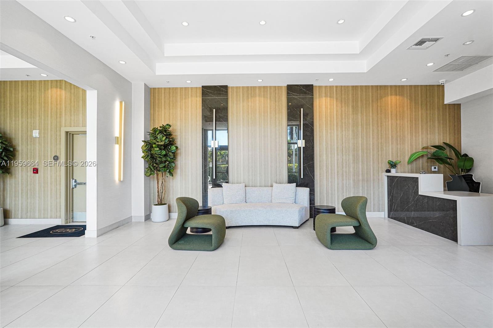 360 CONDO B - Residential