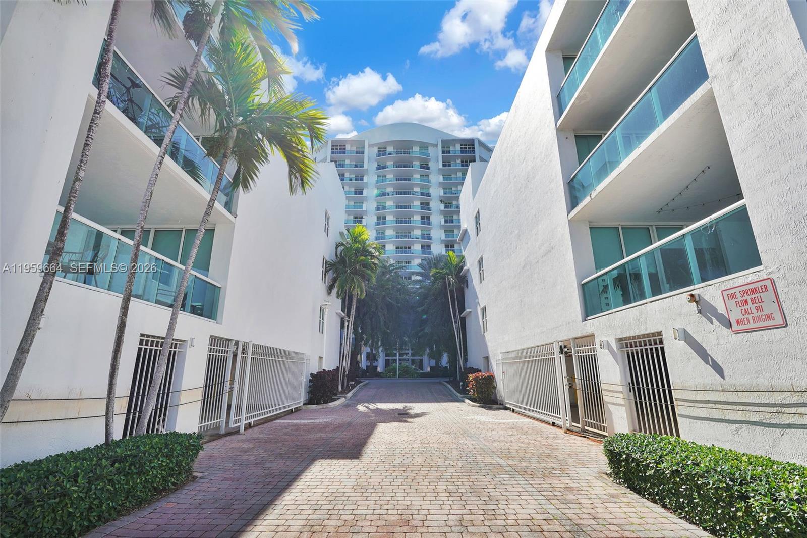 360 CONDO B - Residential