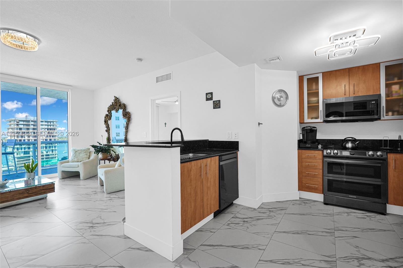 360 CONDO B - Residential