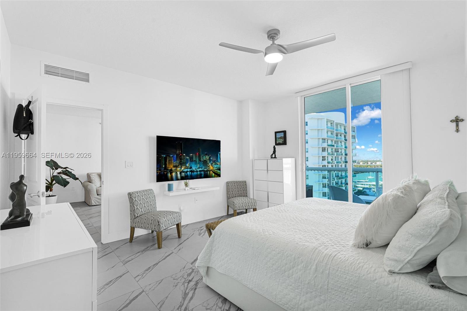 360 CONDO B - Residential