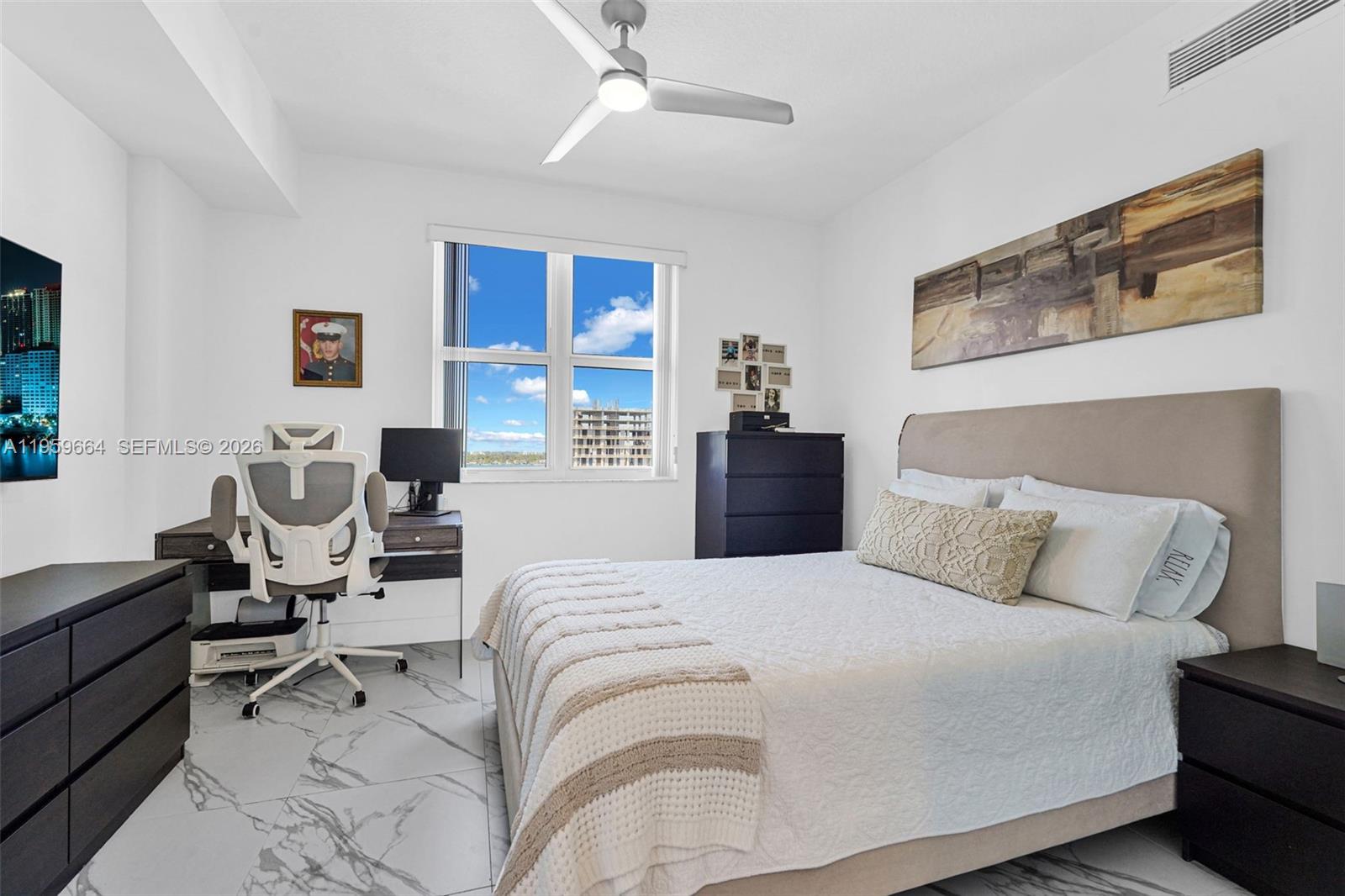 360 CONDO B - Residential