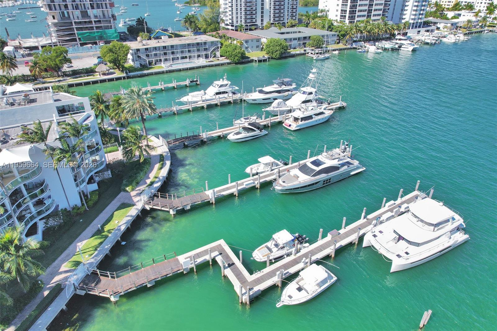 360 CONDO B - Residential