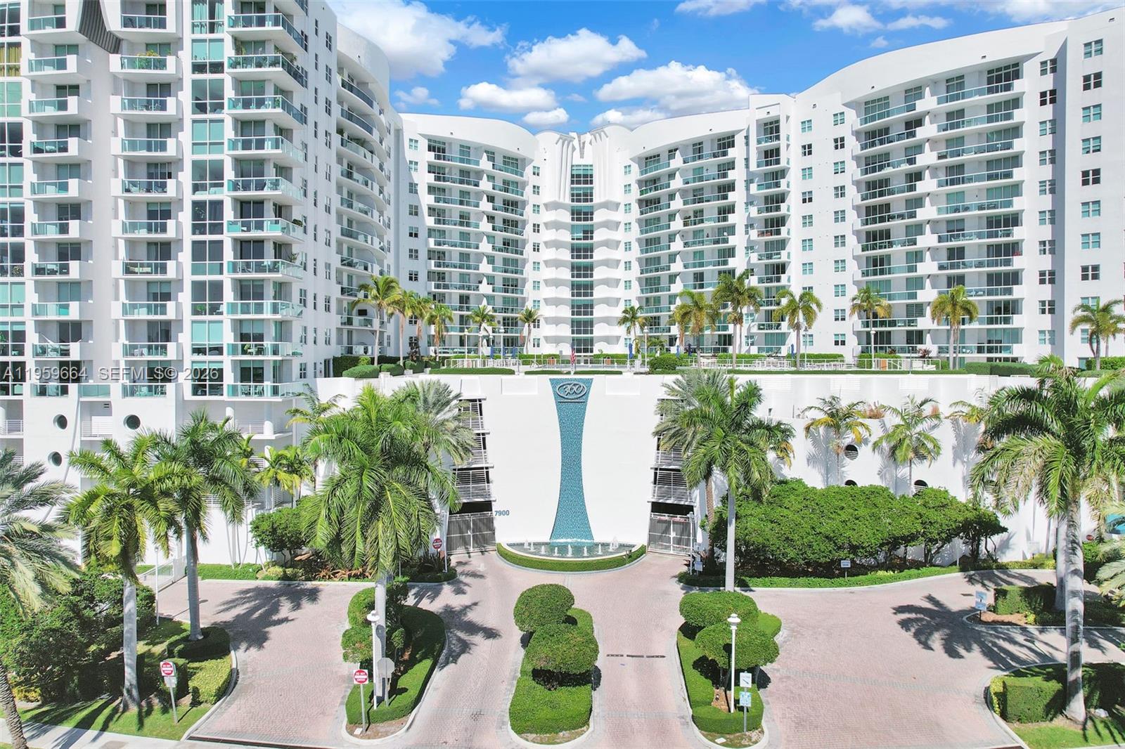 360 CONDO B - Residential