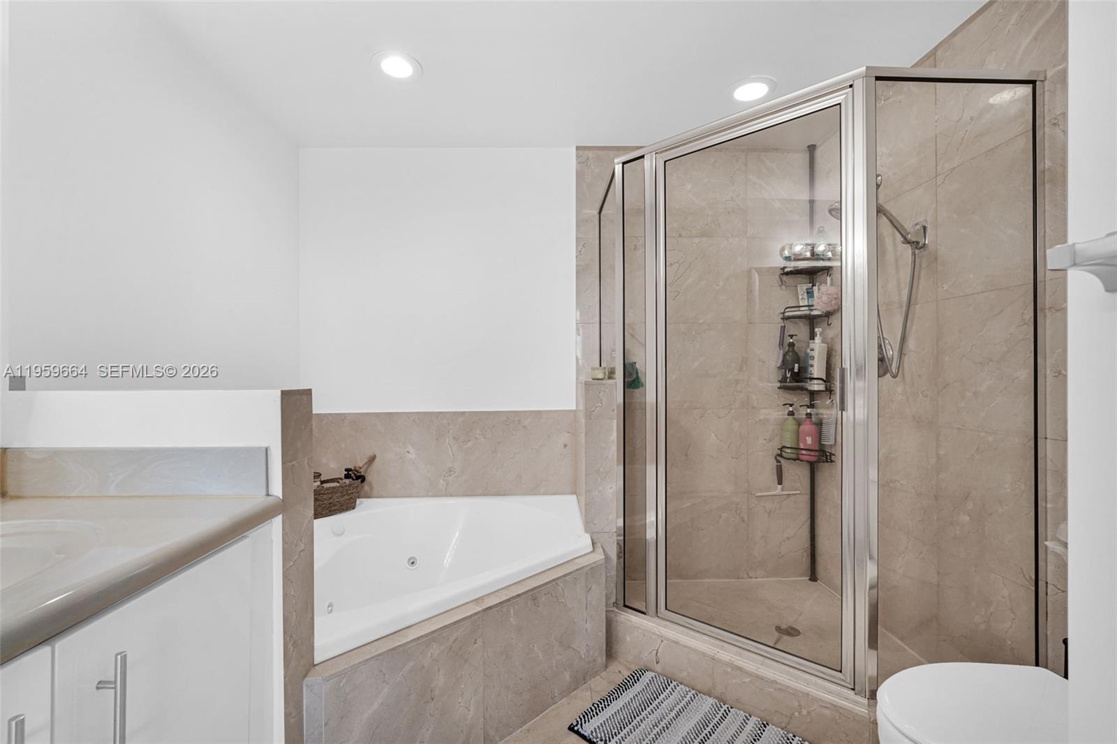 360 CONDO B - Residential