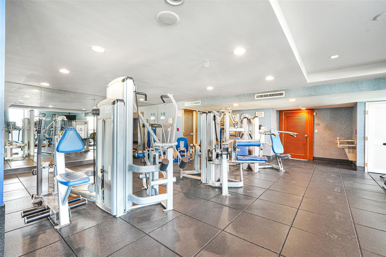 360 CONDO B - Residential