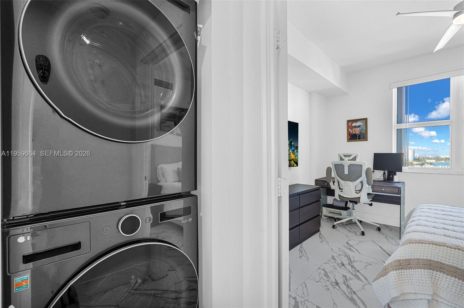 360 CONDO B - Residential