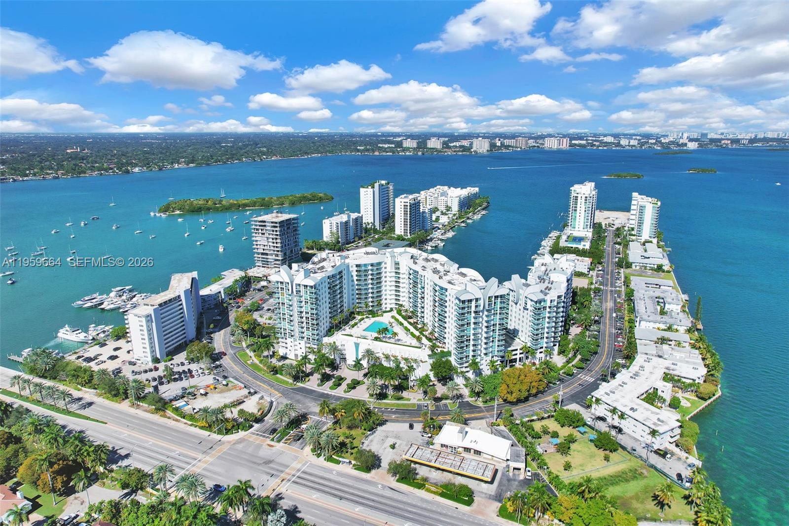 360 CONDO B - Residential