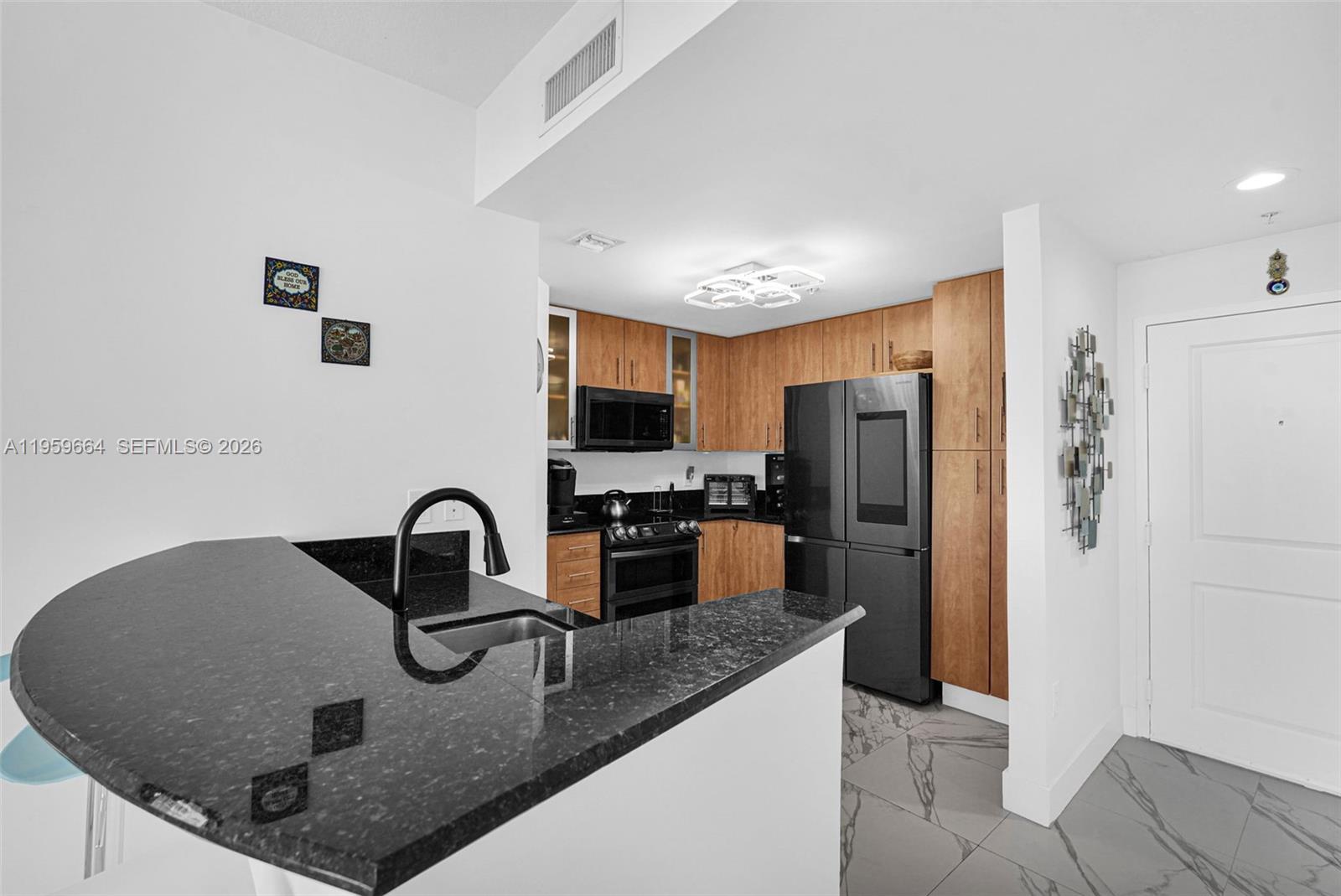 360 CONDO B - Residential