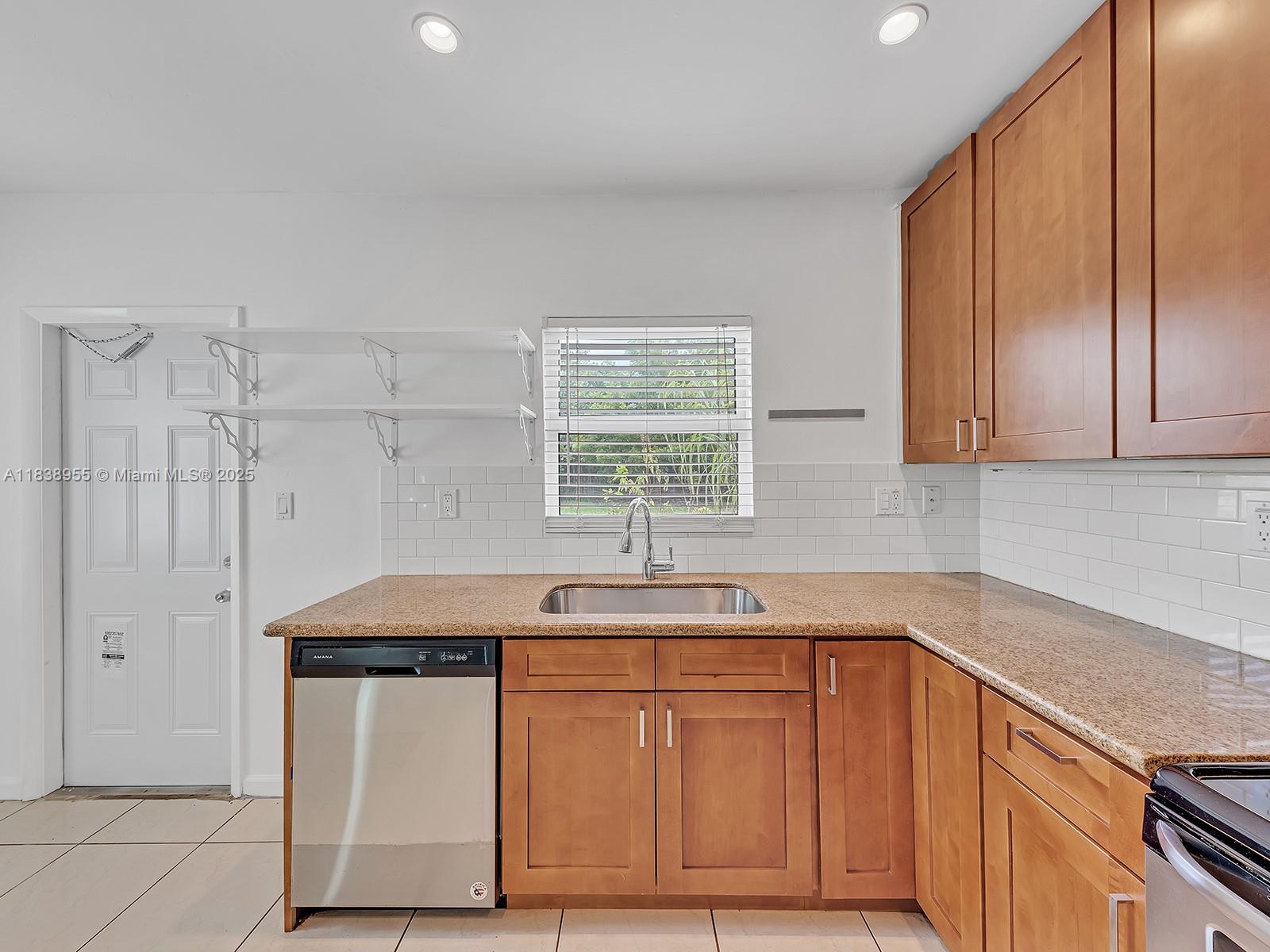 PROGRESSO - Residential Lease