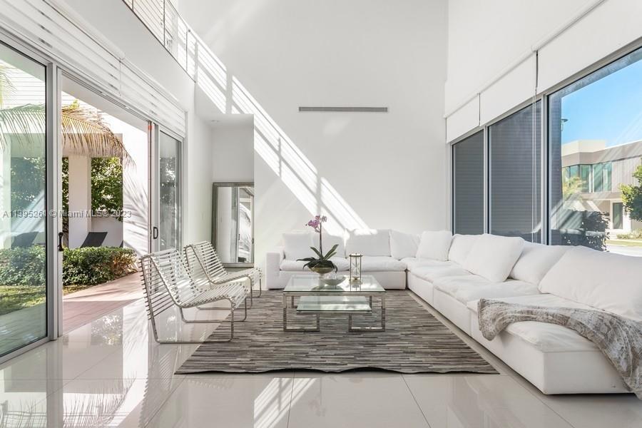 GRAND FLORIDIAN ESTATES - Residential