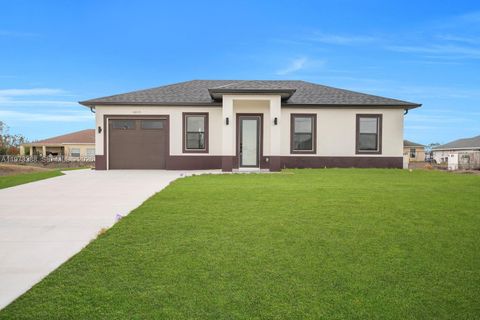 4003 10th ST SW Lehigh Acres FL 33976