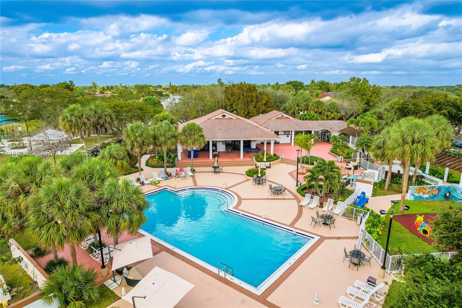LAKEVIEW AT THE HAMMOCKS - Residential Lease