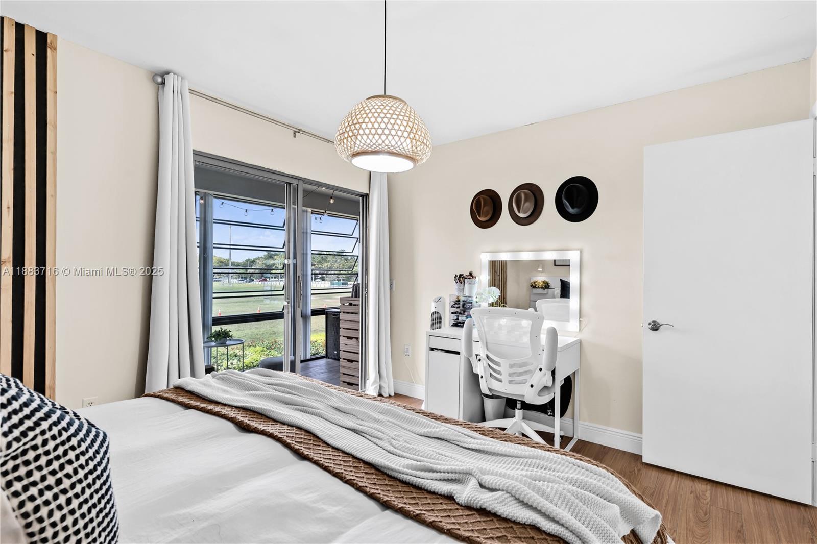 LAKEVIEW AT THE HAMMOCKS - Residential Lease
