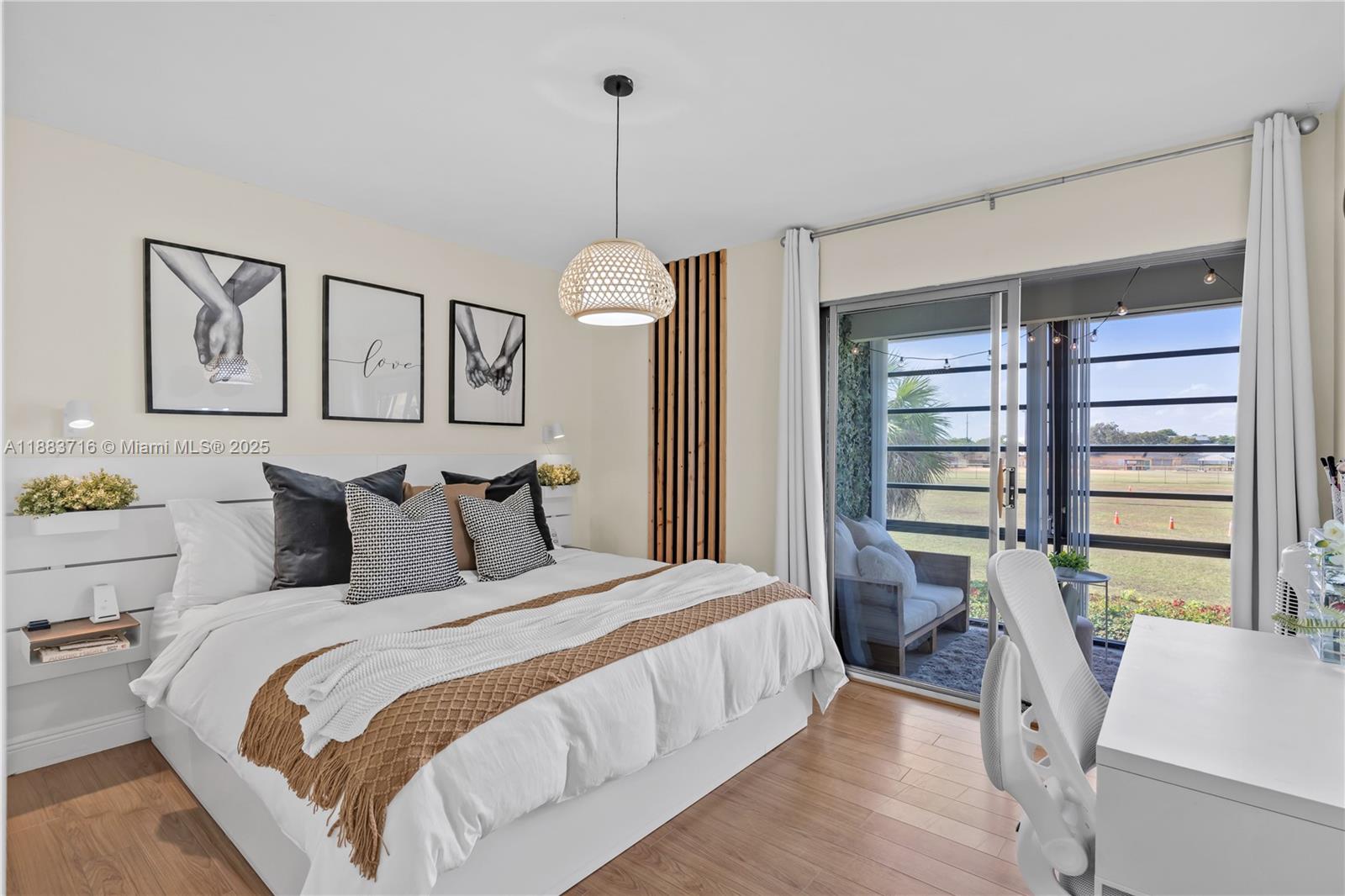 LAKEVIEW AT THE HAMMOCKS - Residential Lease