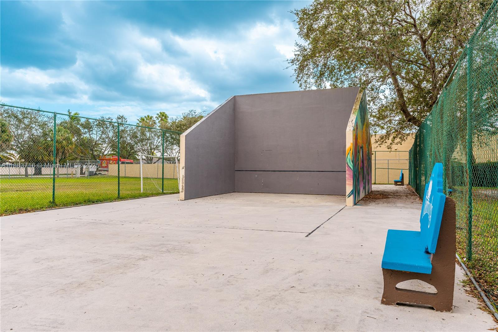LAKEVIEW AT THE HAMMOCKS - Residential Lease