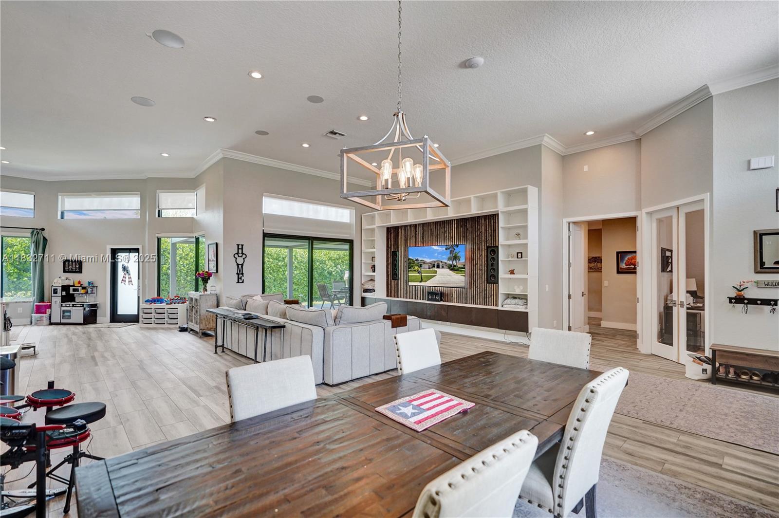 STONEBRIDGE - Residential