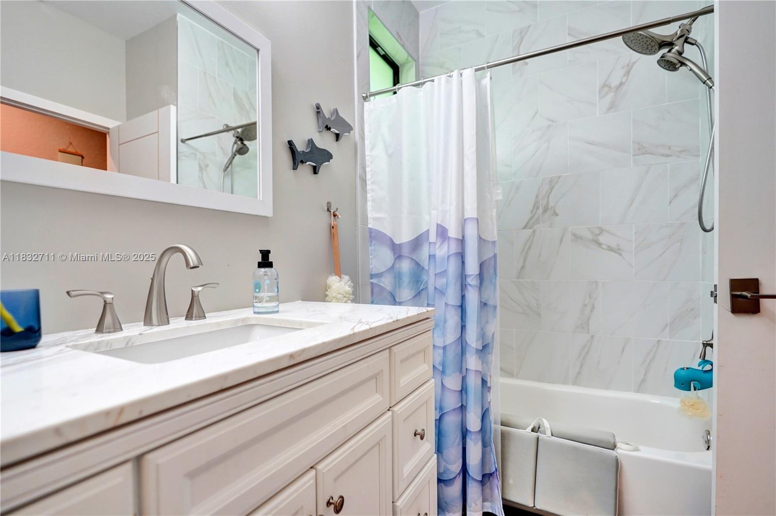 STONEBRIDGE - Residential