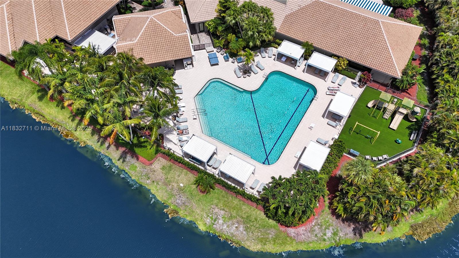 STONEBRIDGE - Residential