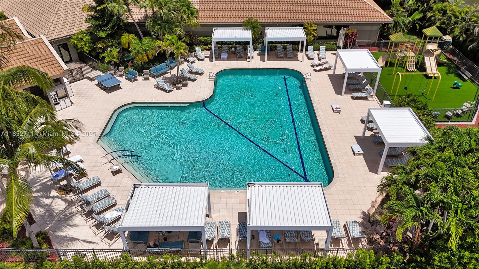 STONEBRIDGE - Residential