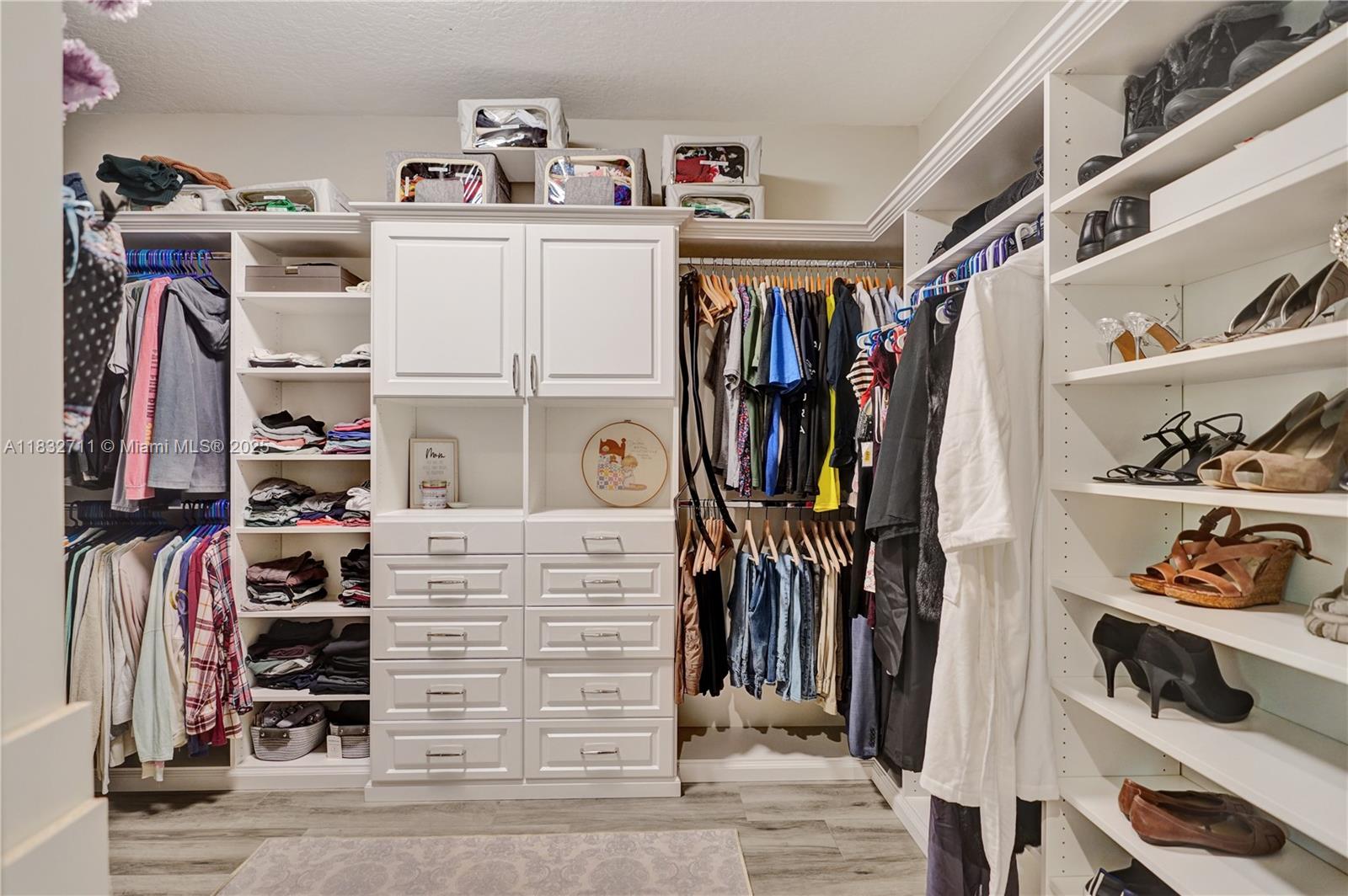 STONEBRIDGE - Residential