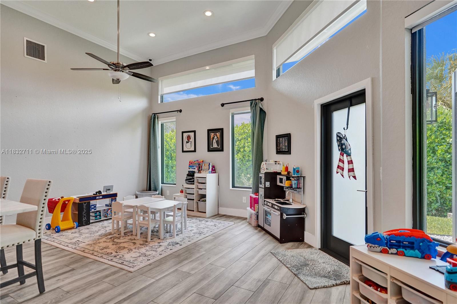 STONEBRIDGE - Residential