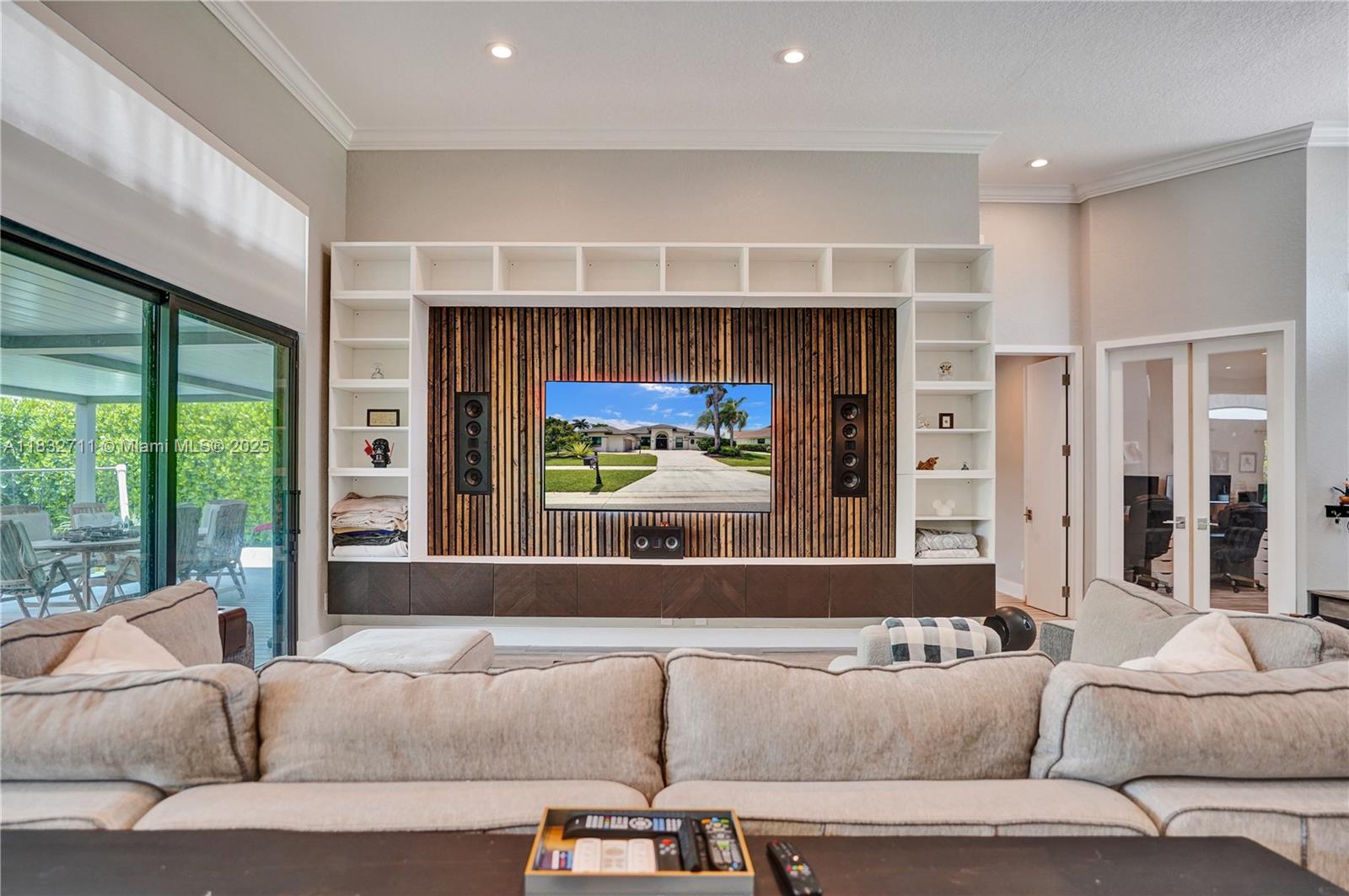 STONEBRIDGE - Residential