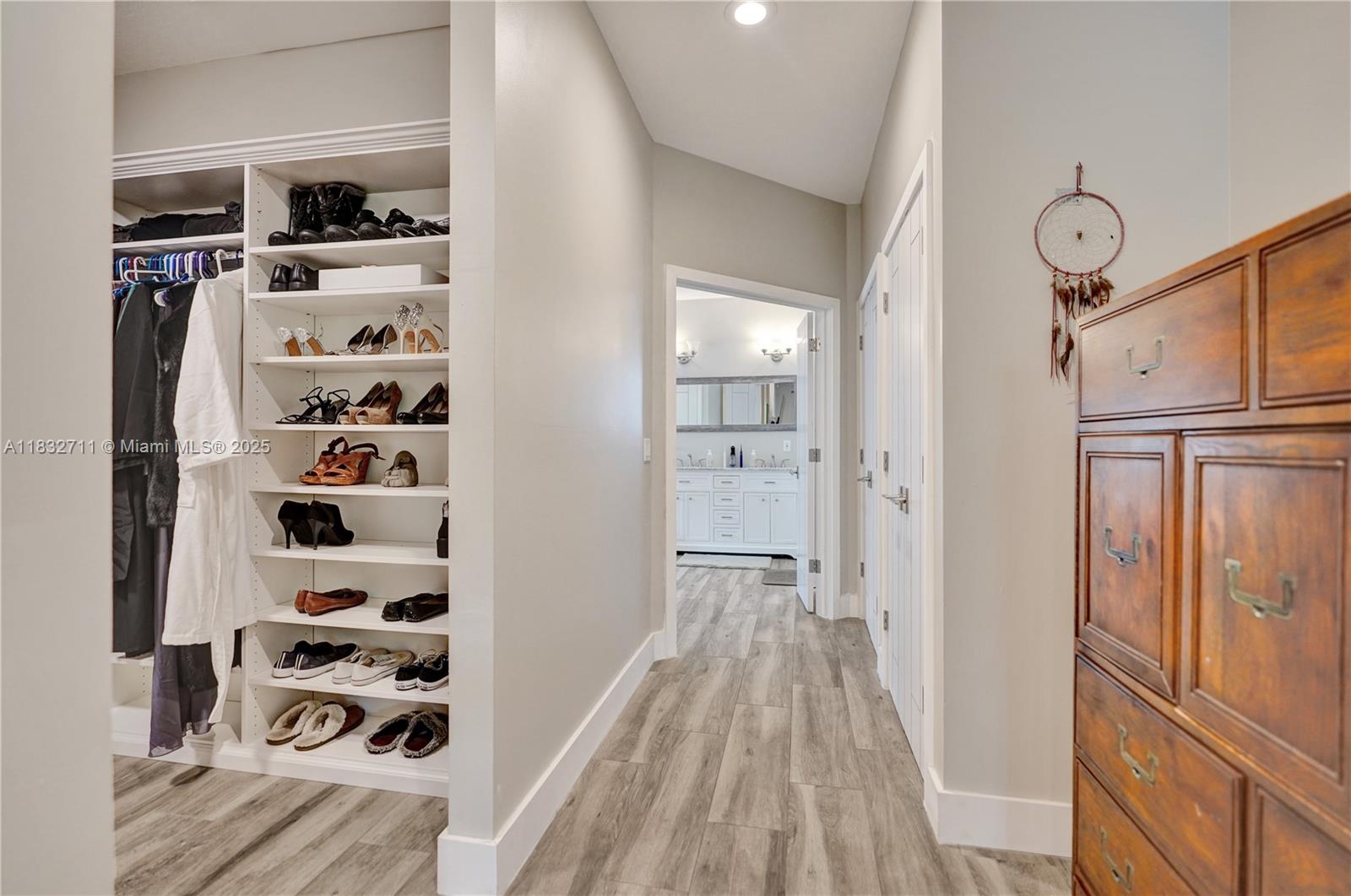 STONEBRIDGE - Residential