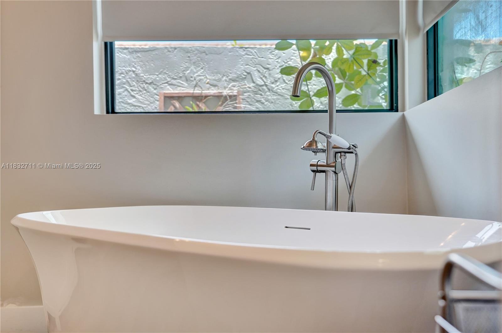 STONEBRIDGE - Residential