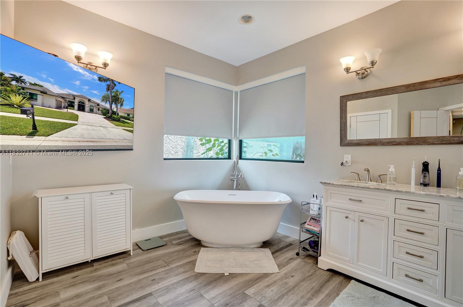 STONEBRIDGE - Residential