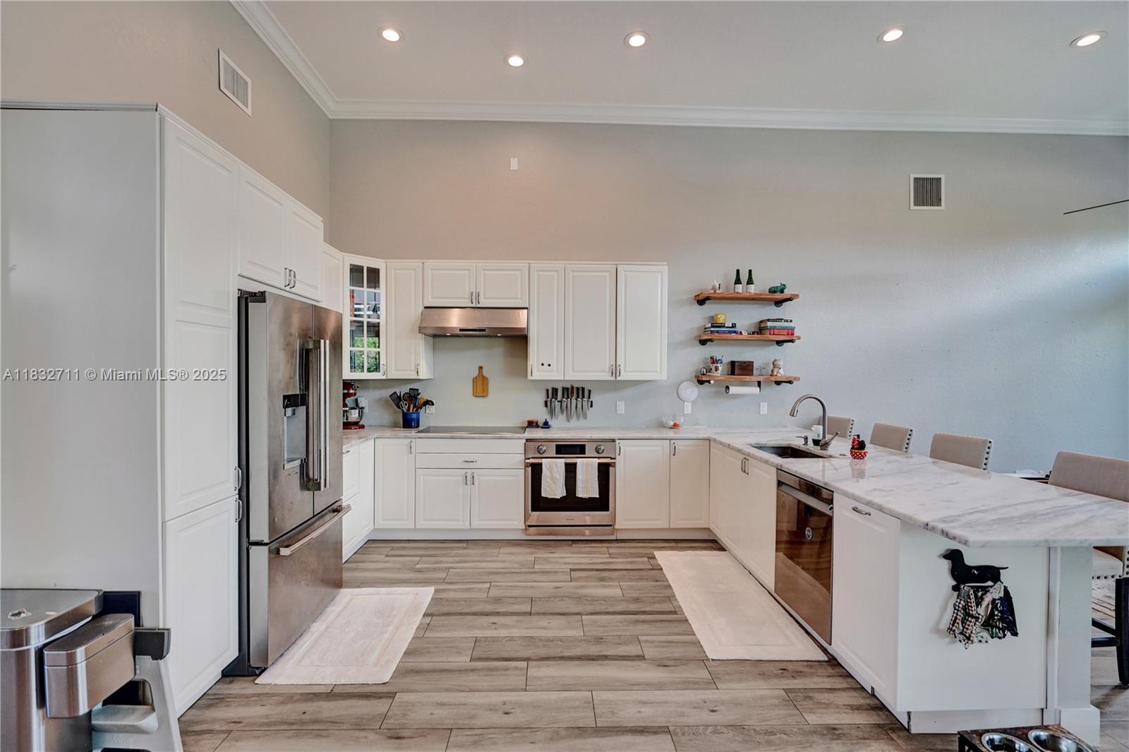 STONEBRIDGE - Residential