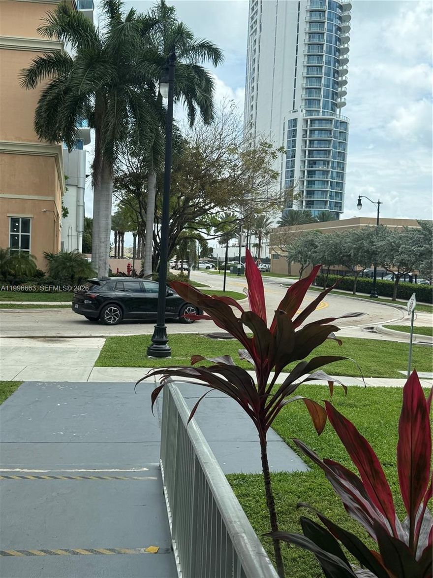 17560 Atlantic Blvd #302, Sunny Isles Beach, FL 33160
Beautiful UNFURNISHED 1-bedroom, 1.5-bath ocean-view apartment in the heart of Sunny Isles Beach. This upgraded unit features a modern kitchen with brand-new appliances, sleek window shades throughout, and a new A/C system for maximum comfort.
Ideally located just across the street from the beach, and within walking distance to shopping, restaurants, and a children’s playground—perfect for both full-time living.