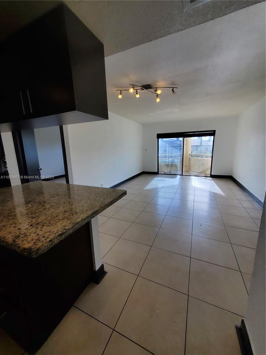 LAS VISTAS AT DORAL CONDO - Residential Lease