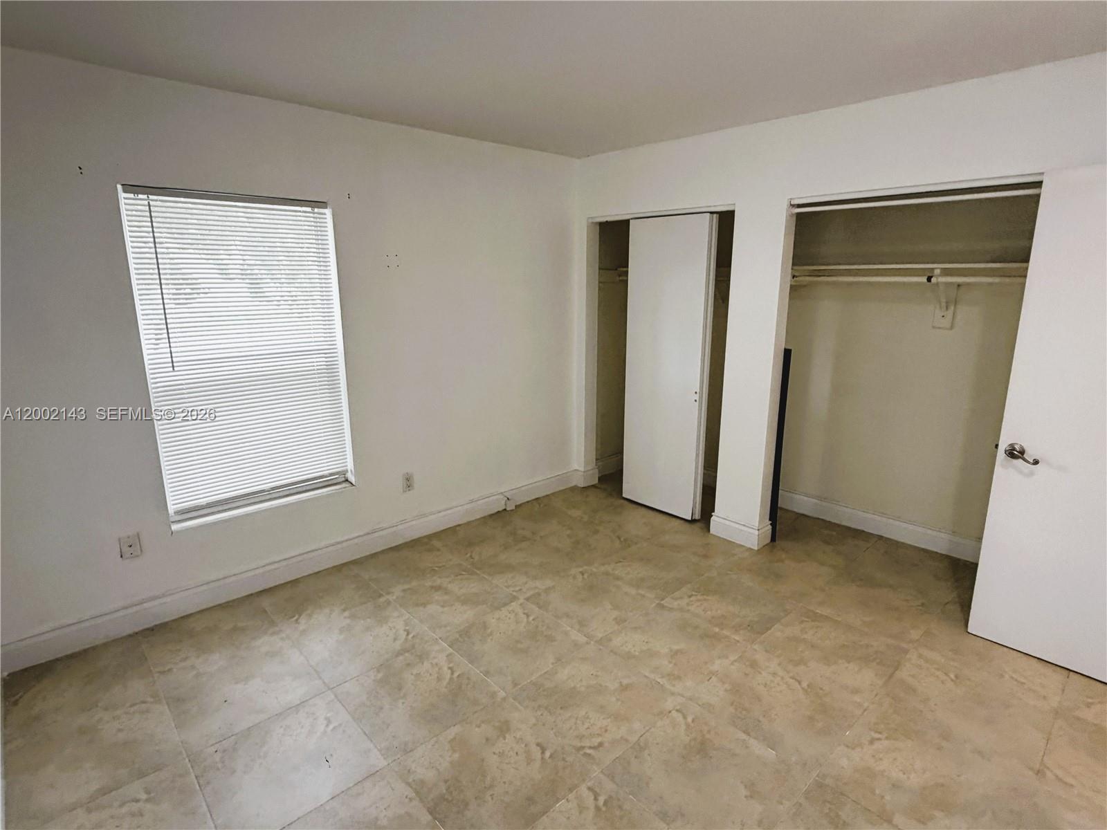 DADELAND CAPRI CONDO - Residential