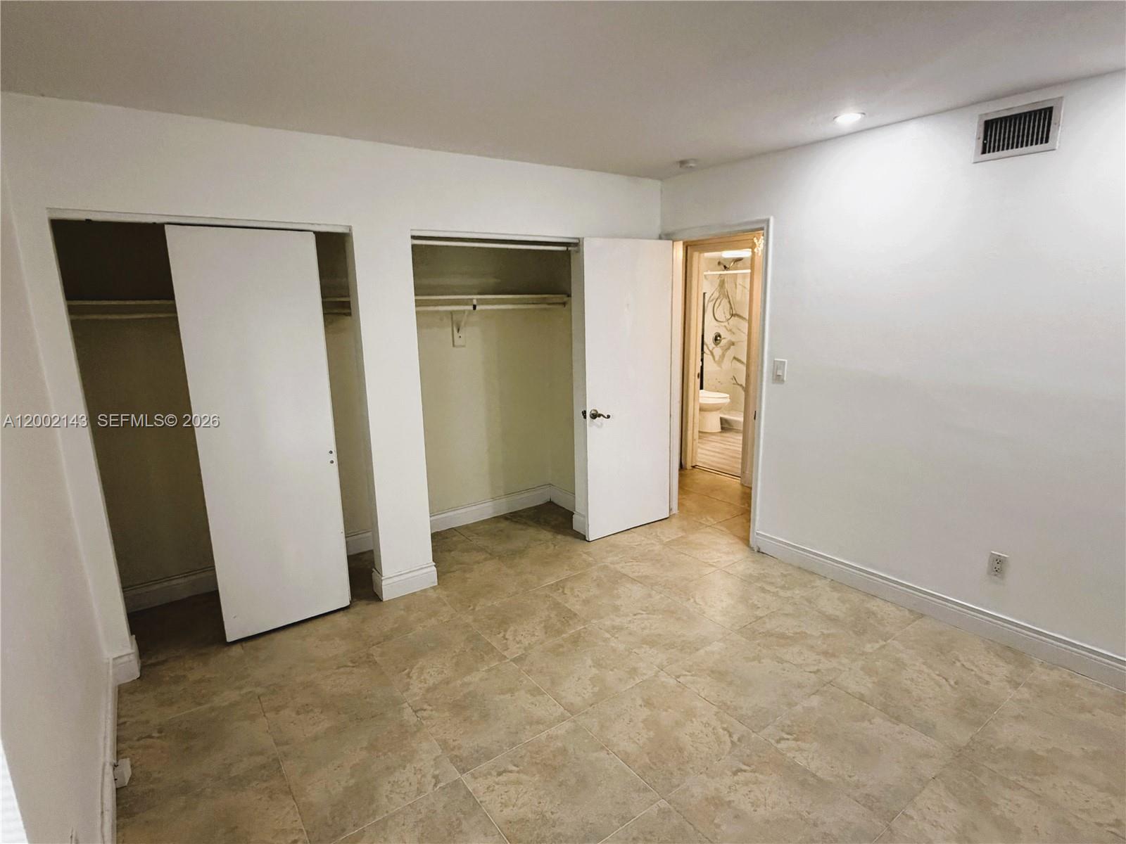 DADELAND CAPRI CONDO - Residential