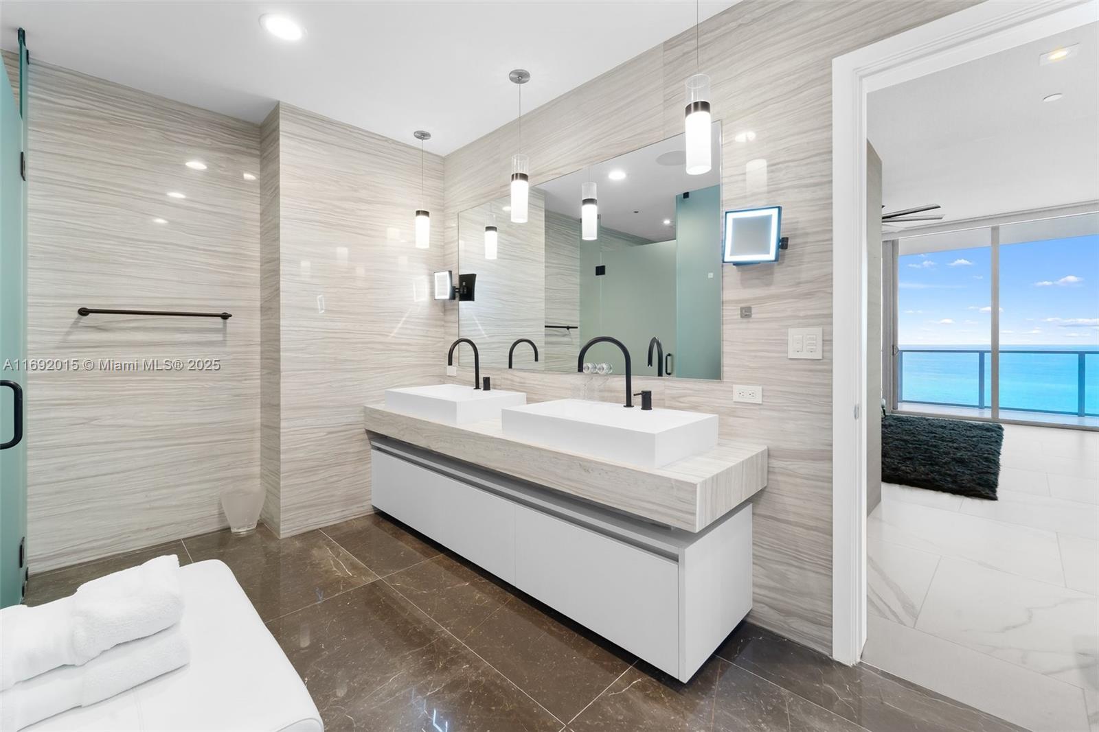 2200 FORT LAUDERDALE BEAC - Residential