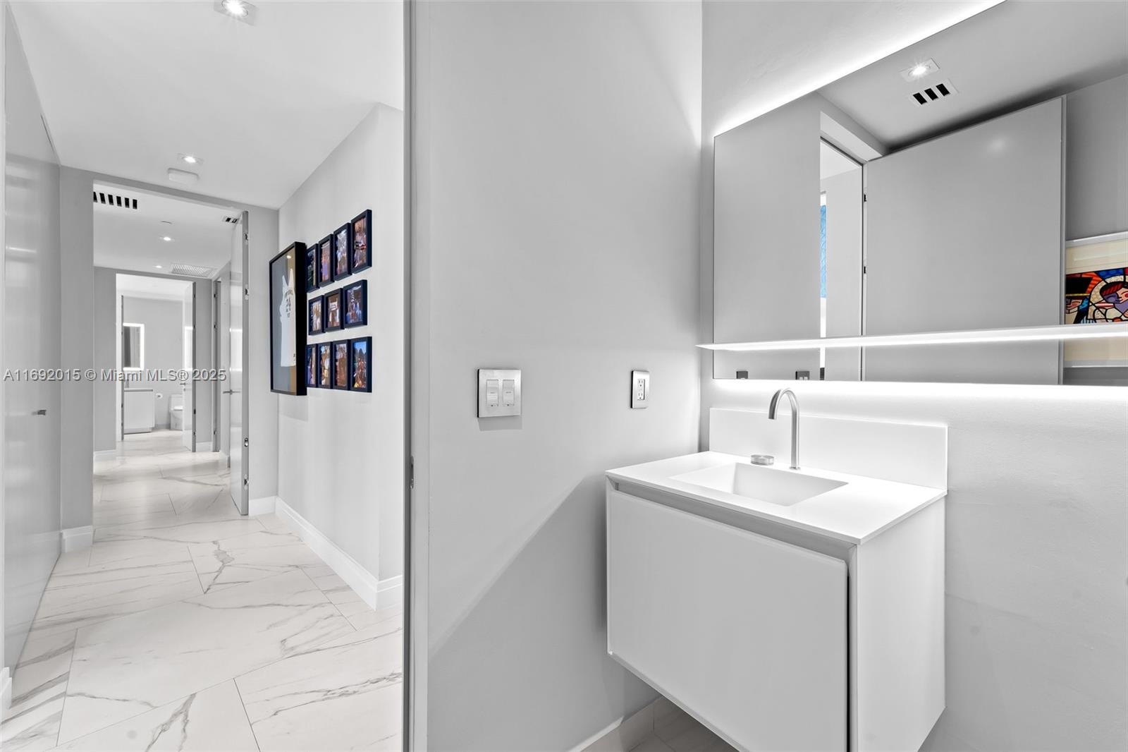 2200 FORT LAUDERDALE BEAC - Residential